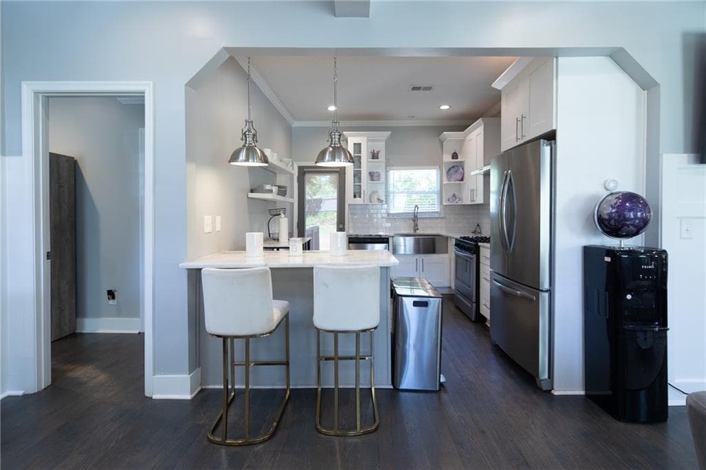 3 bedroom, 2 bathroom, 1,025 sq ft single family residence for sale at 2188 Loring Court, Decatur, GA 30032 — photo 3