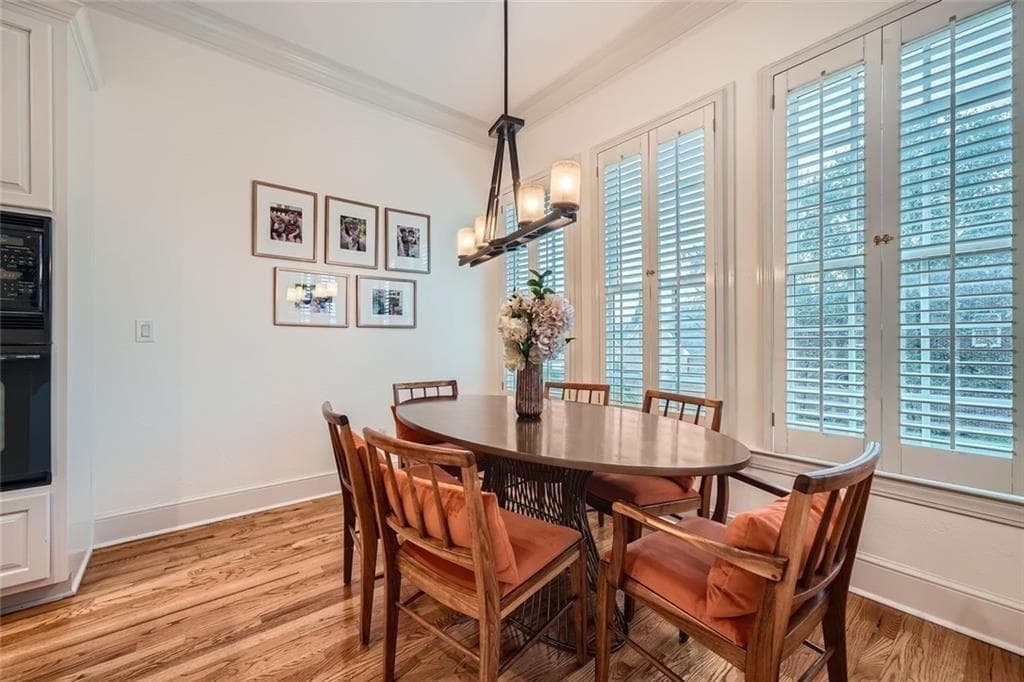 3 bedroom, 4 bathroom, 3,180 sq ft townhouse for rent at 4669 Ivygate Circle, Atlanta, GA 30339 for $4,250 a month — photo 9