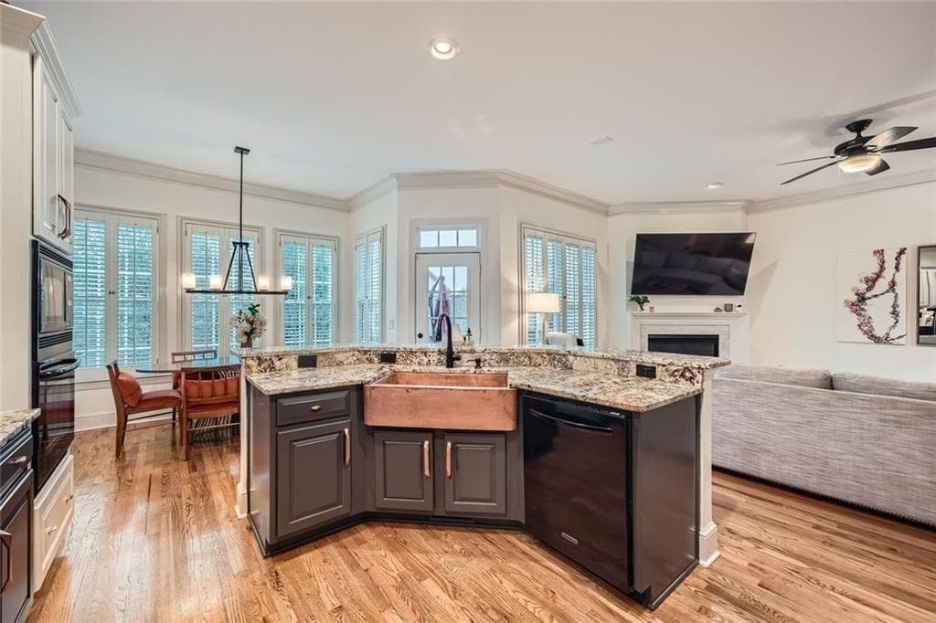 3 bedroom, 4 bathroom, 3,180 sq ft townhouse for sale at 4669 Ivygate Circle, Atlanta, GA 30339 — photo 10