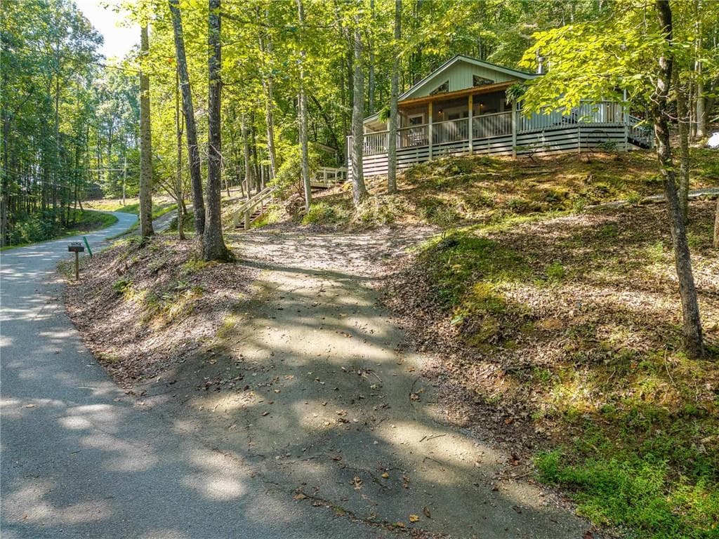 3 bedroom, 2 bathroom, 792 sq ft single family residence for sale at 767 Robertson Circle, Blairsville, GA 30512 — photo 10