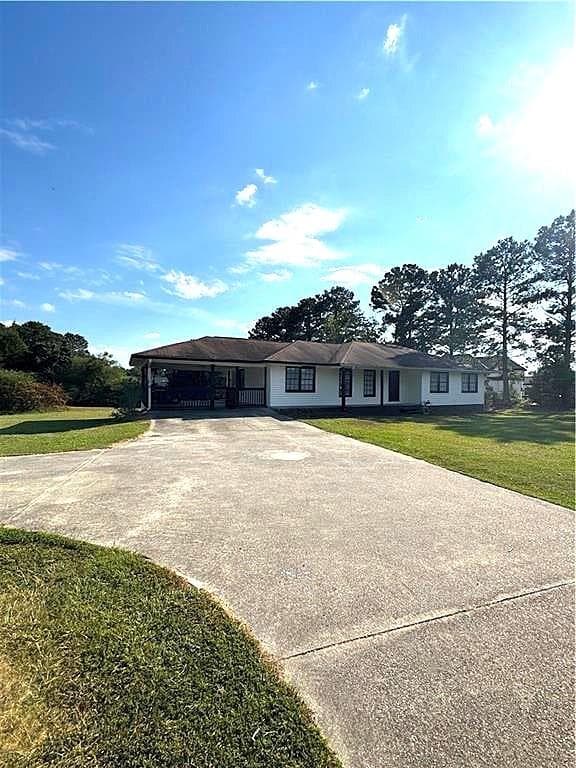 3 bedroom, 2 bathroom, 1,658 sq ft single family residence for rent at 3480 Hamilton Mill Road, Buford, GA 30519 for $1,900 a month — photo 4