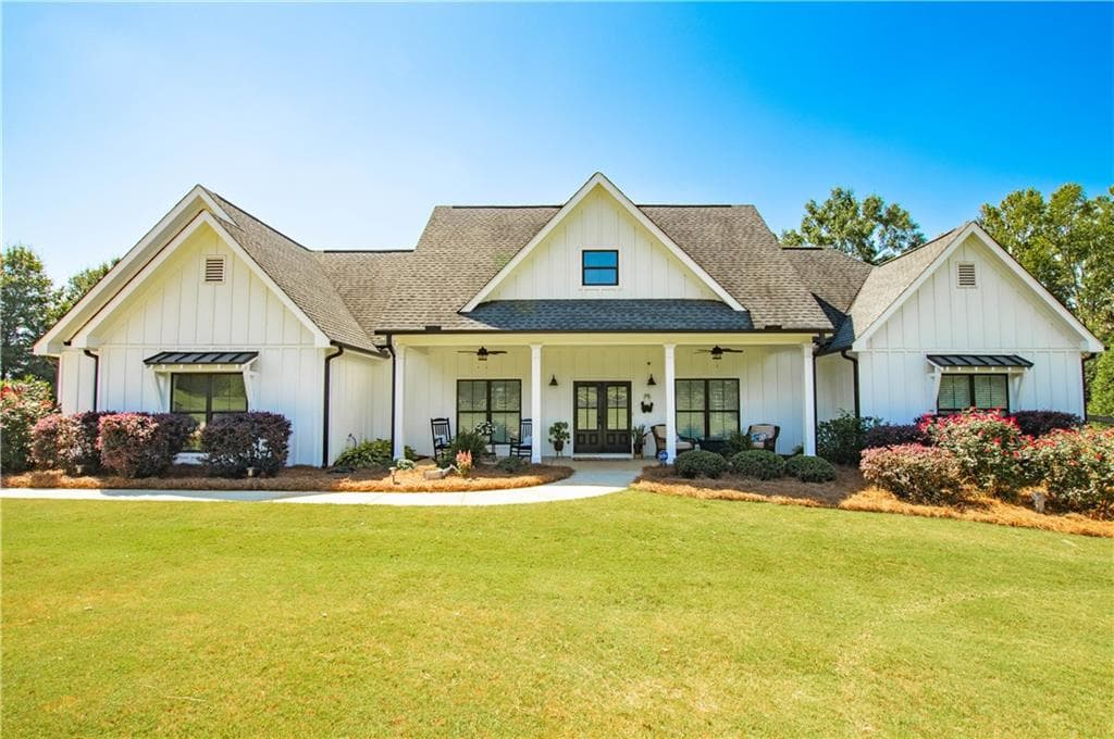 3 bedroom, 3 bathroom, 2,248 sq ft single family residence under contract at 2007 Tallassee Road, Statham, GA 30666 — photo 2