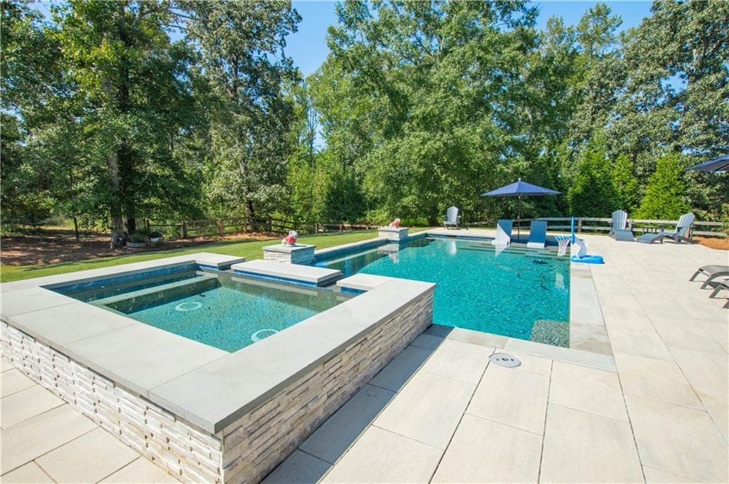 3 bedroom, 3 bathroom, 2,248 sq ft single family residence under contract at 2007 Tallassee Road, Statham, GA 30666 — photo 6
