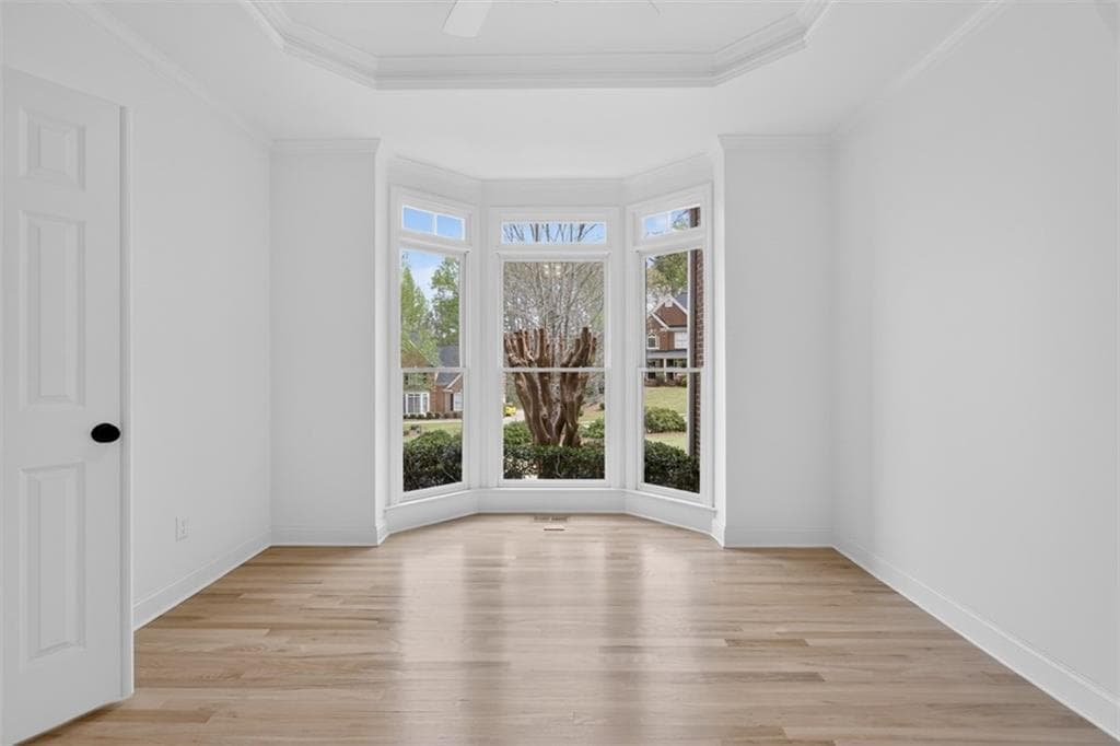 4 bedroom, 4 bathroom, 4,660 sq ft single family residence for sale at 3940 Miles Way, Cumming, GA 30040 — photo 9