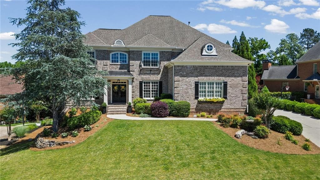 6 bedroom, 5 bathroom, 6,137 sq ft single family residence for sale at 3925 Graystone Preserve Place, Cumming, GA 30040 — photo 2