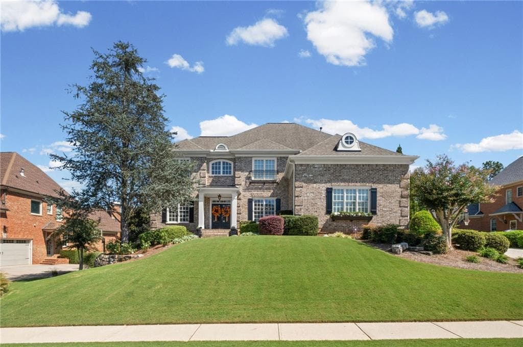 6 bedroom, 5 bathroom, 6,137 sq ft single family residence for sale at 3925 Graystone Preserve Place, Cumming, GA 30040 — photo 3