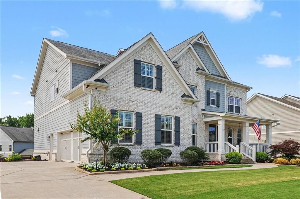 6 bedroom, 5 bathroom, 5,681 sq ft single family residence for sale at 3605 Valleyway Road, Cumming, GA 30040 — photo 3