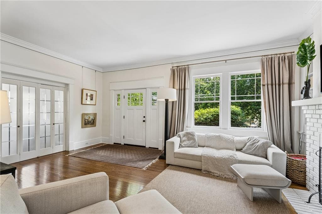3 bedroom, 3 bathroom, 2,452 sq ft single family residence for sale at 700 Penn Avenue, Atlanta, GA 30308 — photo 10