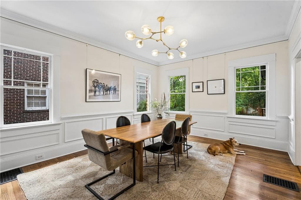 3 bedroom, 3 bathroom, 2,452 sq ft single family residence for sale at 700 Penn Avenue, Atlanta, GA 30308 — photo 4