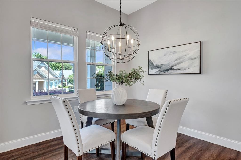 2 bedroom, 2 bathroom, 1,925 sq ft condominium for sale at 2694 Grapevine Circle, Cumming, GA 30041 — photo 6