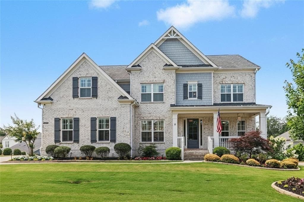 6 bedroom, 5 bathroom, 5,681 sq ft single family residence for sale at 3605 Valleyway Road, Cumming, GA 30040 — photo 2