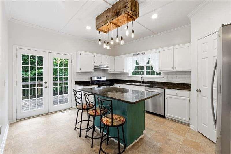 5 bedroom, 4 bathroom, 2,938 sq ft single family residence for sale at 5178 Eastbrook Road, Douglasville, GA 30135 — photo 9