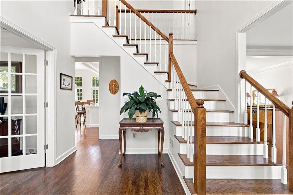 6 bedroom, 5 bathroom, 3,848 sq ft single family residence for sale at 2094 Cape Liberty Drive, Suwanee, GA 30024 — photo 5