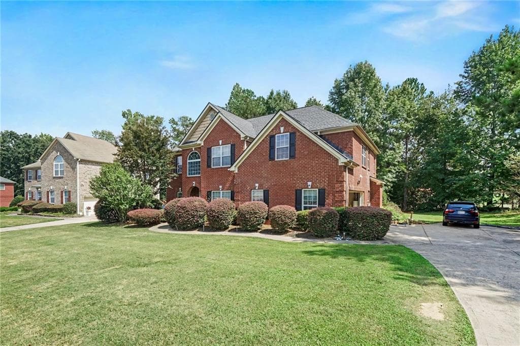 5 bedroom, 3 bathroom, 3,130 sq ft single family residence for sale at 1905 Buford Court, Conyers, GA 30095 — photo 6