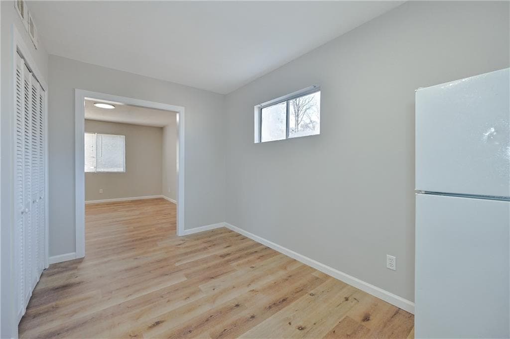 duplex for sale at 955 Tilden Street, Atlanta, GA 30318 — photo 5