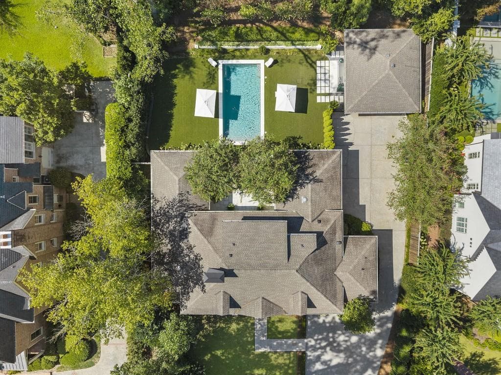 4 bedroom, 4 bathroom, 4,600 sq ft single family residence under contract at 447 Valley Road, Atlanta, GA 30305 — photo 6