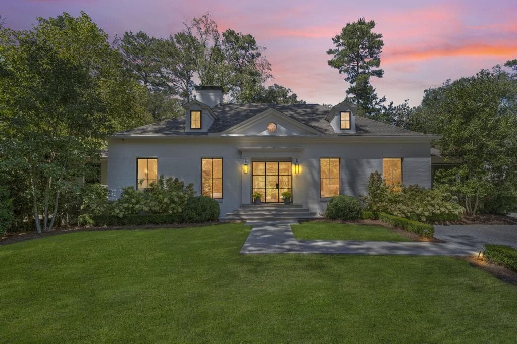 4 bedroom, 4 bathroom, 4,600 sq ft single family residence under contract at 447 Valley Road, Atlanta, GA 30305 — photo 9