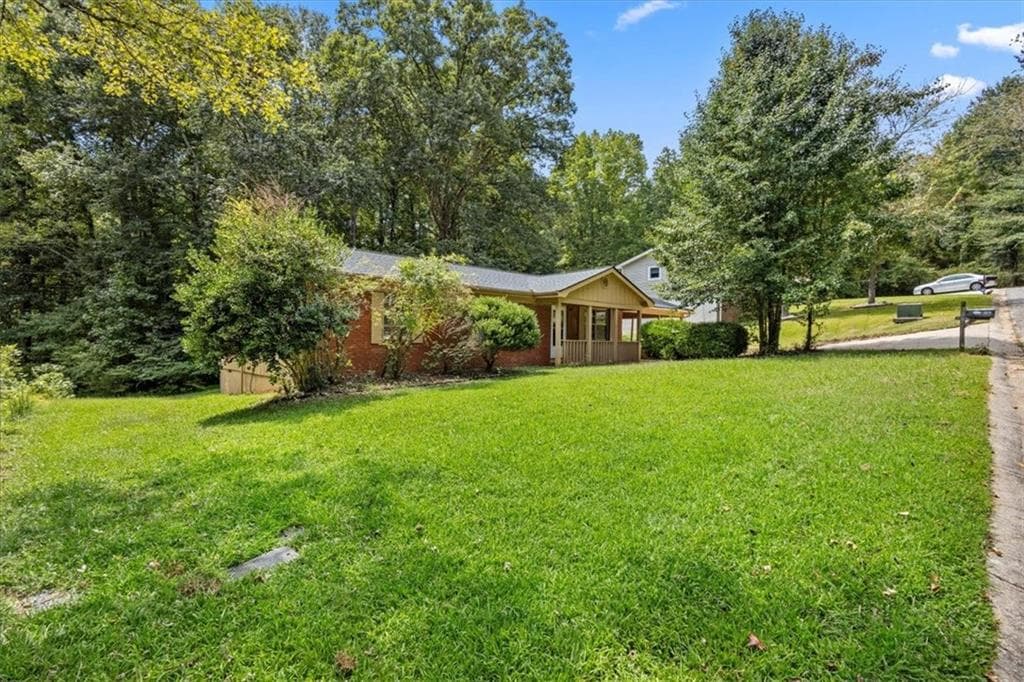 3 bedroom, 2 bathroom, 1,150 sq ft single family residence for rent at 3065 Tara Woods Drive, Douglasville, GA 30135 for $1,665 a month — photo 4
