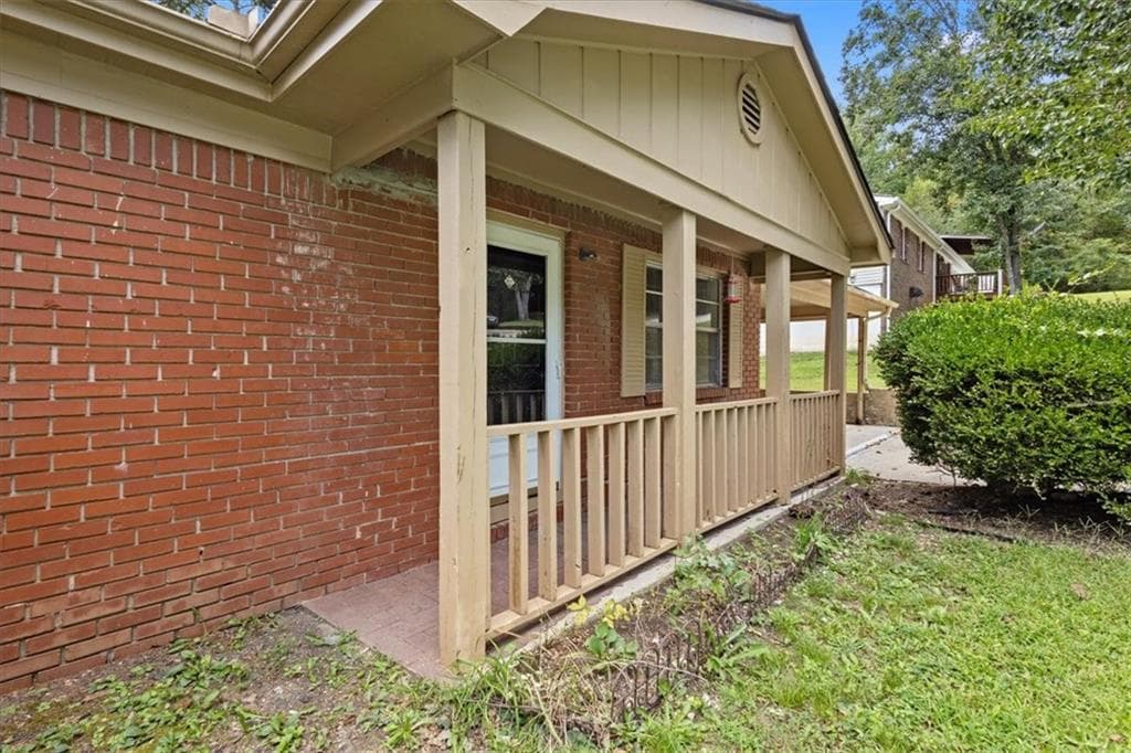 3 bedroom, 2 bathroom, 1,150 sq ft single family residence for rent at 3065 Tara Woods Drive, Douglasville, GA 30135 for $1,665 a month — photo 6
