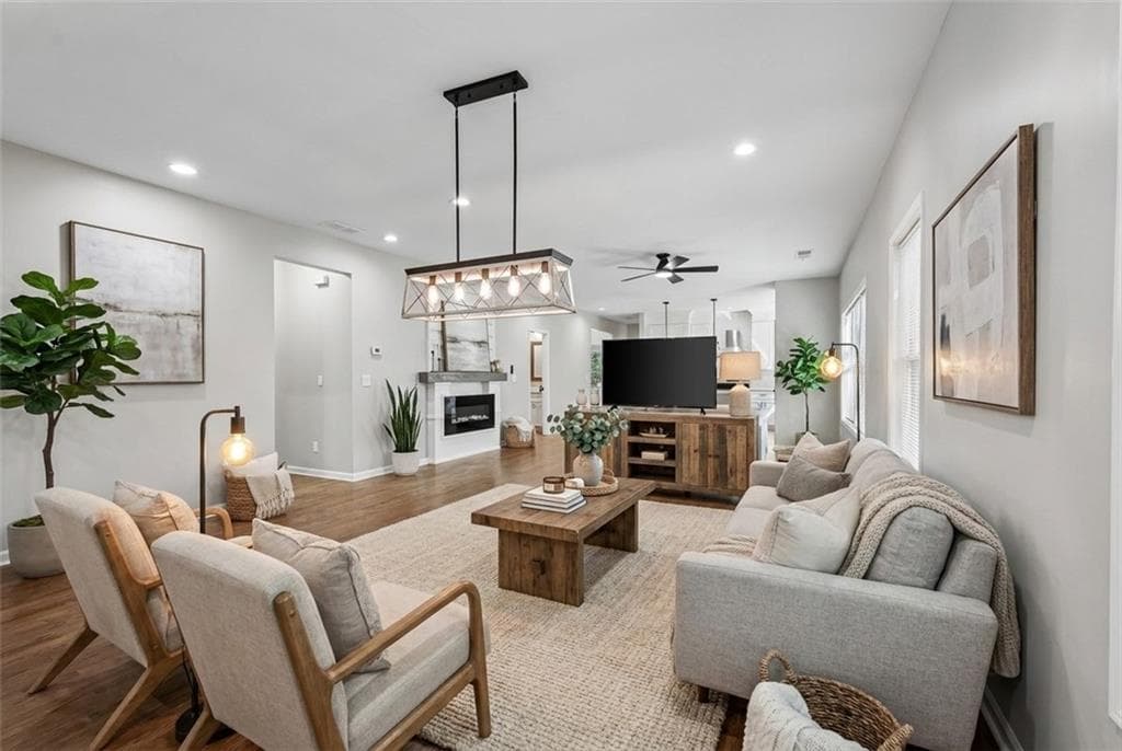 3 bedroom, 3 bathroom, 1,686 sq ft single family residence for sale at 809 Dill Avenue, Atlanta, GA 30310 — photo 9