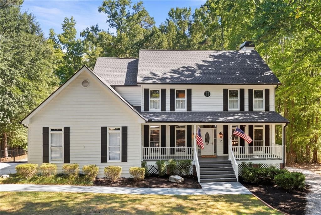 5 bedroom, 4 bathroom, 3,202 sq ft single family residence under contract at 3256 Fieldcrest Road, Loganville, GA 30052 — photo 2
