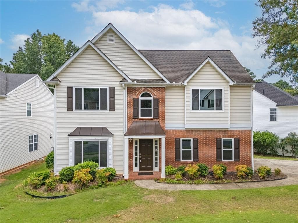 4 bedroom, 3 bathroom, 2,570 sq ft single family residence for rent at 702 Ashley Glen Lane, Johns Creek, GA 30022 for $3,000 a month — photo 1 of 41