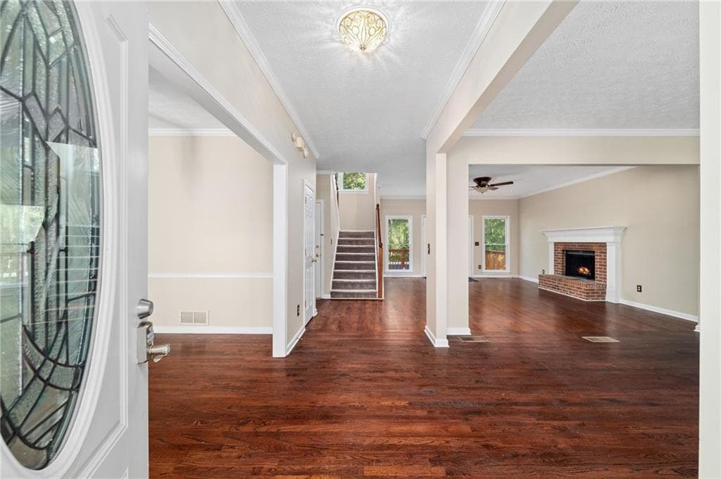 5 bedroom, 4 bathroom, 3,202 sq ft single family residence under contract at 3256 Fieldcrest Road, Loganville, GA 30052 — photo 5