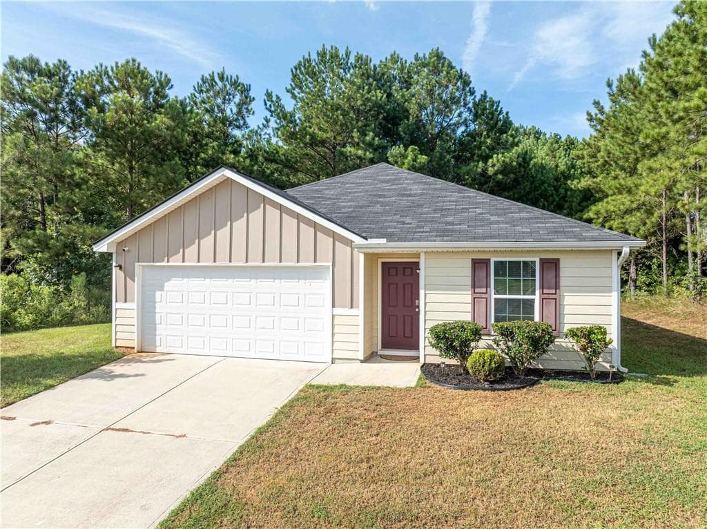4 bedroom, 2 bathroom, 1,418 sq ft single family residence for sale at 1779 Robinson Court, Griffin, GA 30224 — photo 2
