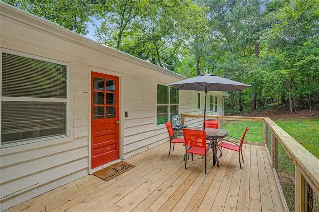 3 bedroom, 1 bathroom, 1,206 sq ft single family residence for sale at 147 Reynolds Bridge Road, Kingston, GA 30145 — photo 4