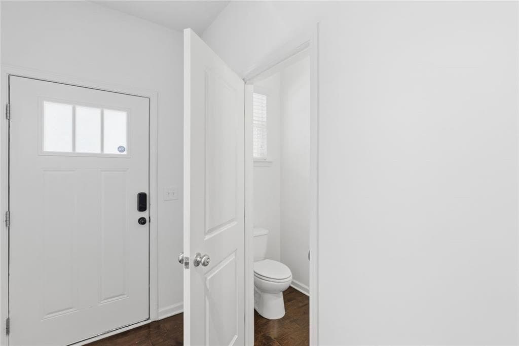 3 bedroom, 3 bathroom, 2,236 sq ft single family residence for rent at 586 Morrow Lane, Atlanta, GA 30331 for $2,450 a month — photo 4
