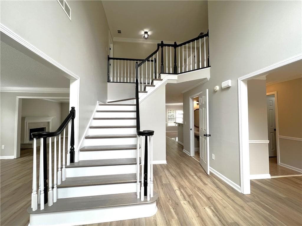 5 bedroom, 5 bathroom, 3,400 sq ft single family residence for rent at 12560 Crabapple Chase Drive, Alpharetta, GA 30004 for $4,850 a month — photo 2