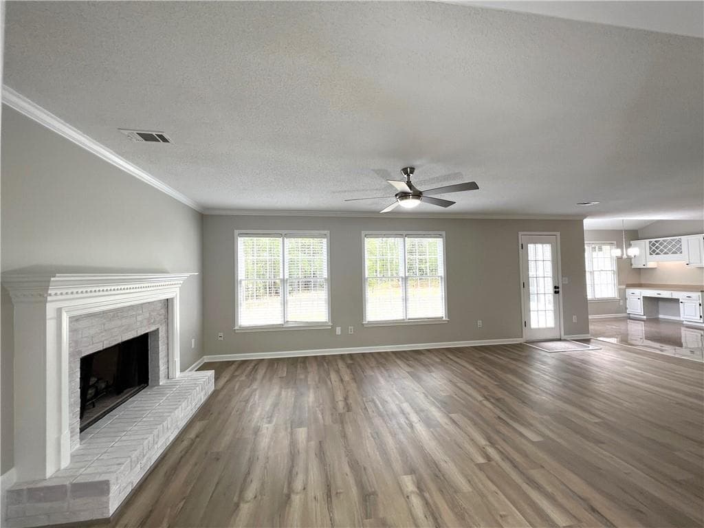 5 bedroom, 5 bathroom, 3,400 sq ft single family residence for rent at 12560 Crabapple Chase Drive, Alpharetta, GA 30004 for $4,850 a month — photo 3