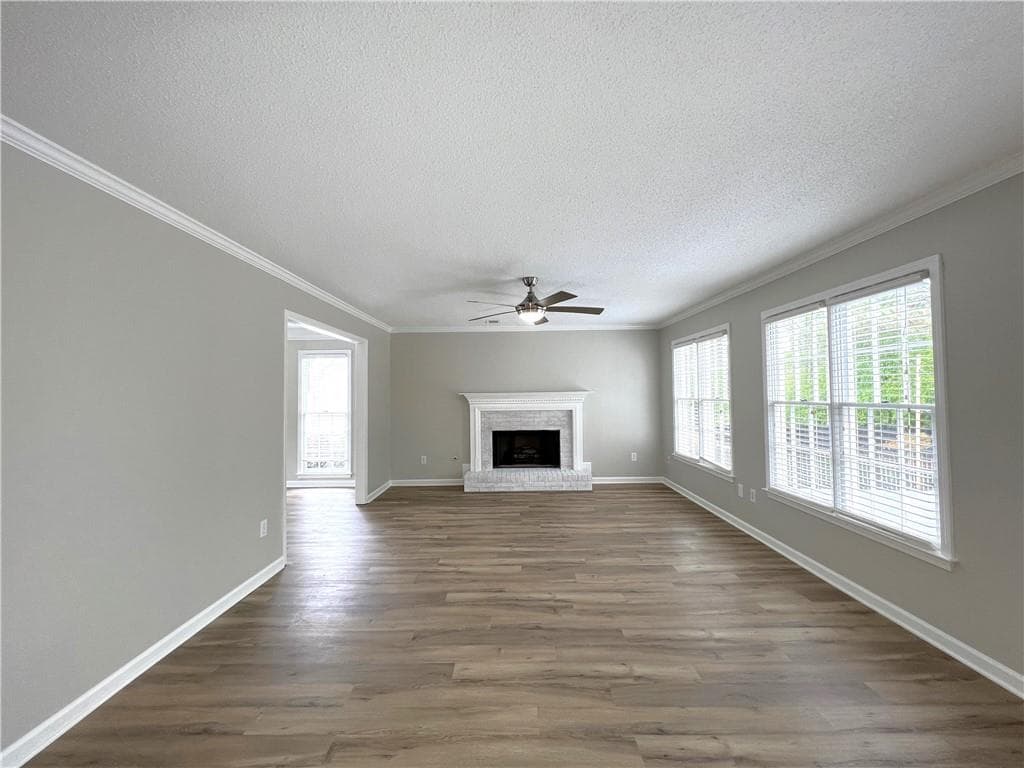 5 bedroom, 5 bathroom, 3,400 sq ft single family residence for rent at 12560 Crabapple Chase Drive, Alpharetta, GA 30004 for $4,850 a month — photo 4