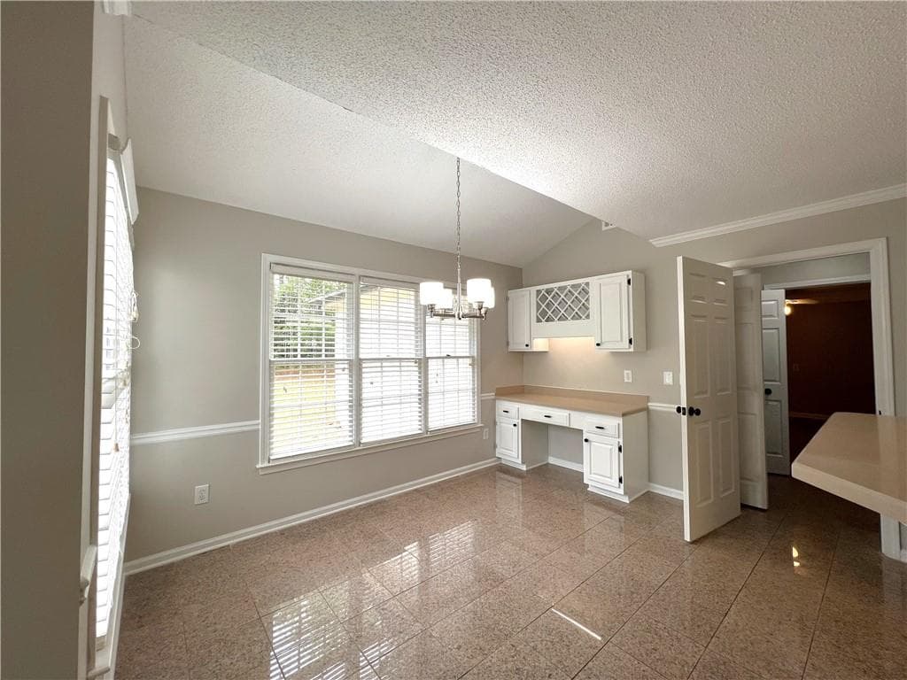 5 bedroom, 5 bathroom, 3,400 sq ft single family residence for rent at 12560 Crabapple Chase Drive, Alpharetta, GA 30004 for $4,850 a month — photo 6