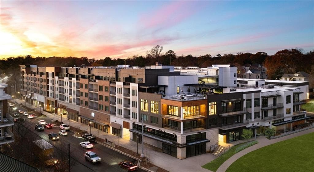 3 bedroom, 3 bathroom, 1,565 sq ft apartment for rent at 1350 Dresden Drive C6, Brookhaven, GA 30319 for $4,840 a month — photo 2