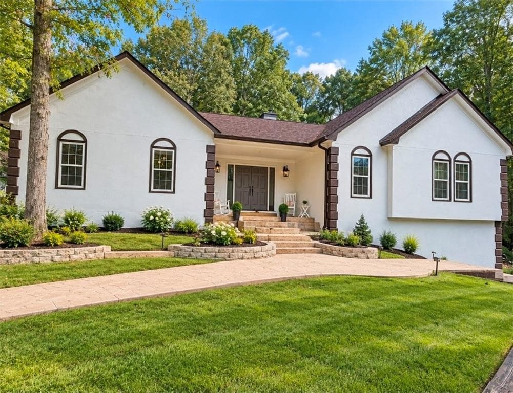 4 bedroom, 2 bathroom, 1,924 sq ft single family residence under contract at 3731 Spring Leaf Lane, Acworth, GA 30101