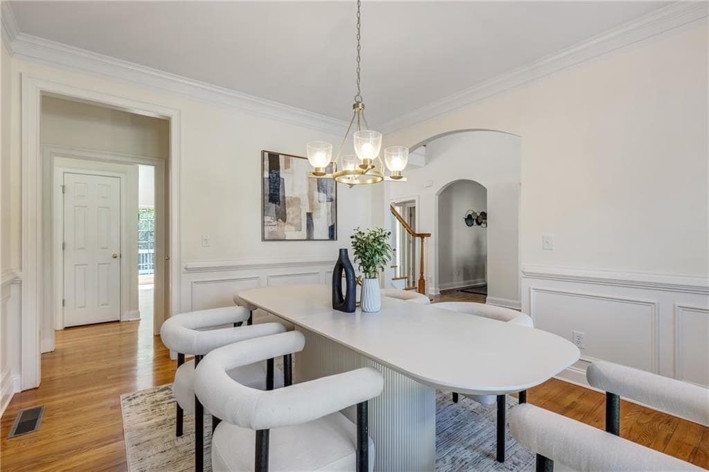 5 bedroom, 4 bathroom, 4,171 sq ft single family residence for sale at 1128 Promontory Drive, Marietta, GA 30062 — photo 5