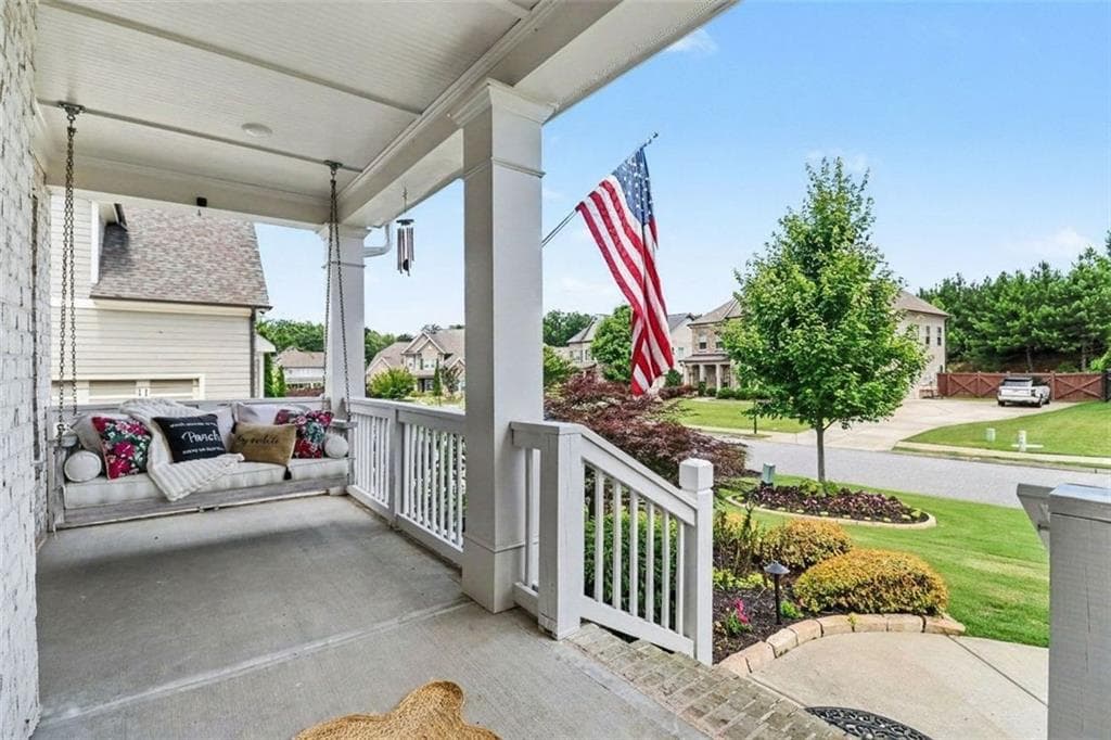 6 bedroom, 5 bathroom, 5,681 sq ft single family residence for sale at 3605 Valleyway Road, Cumming, GA 30040 — photo 5