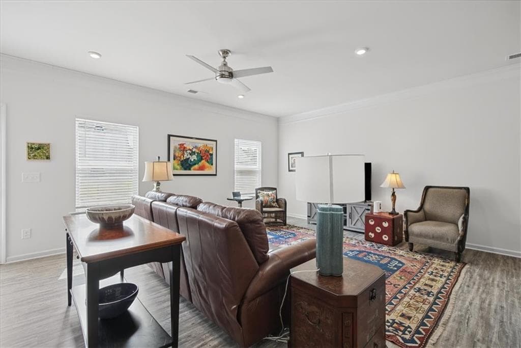 3 bedroom, 2 bathroom, 1,837 sq ft single family residence for sale at 129 Marion Drive, Cartersville, GA 30120 — photo 8