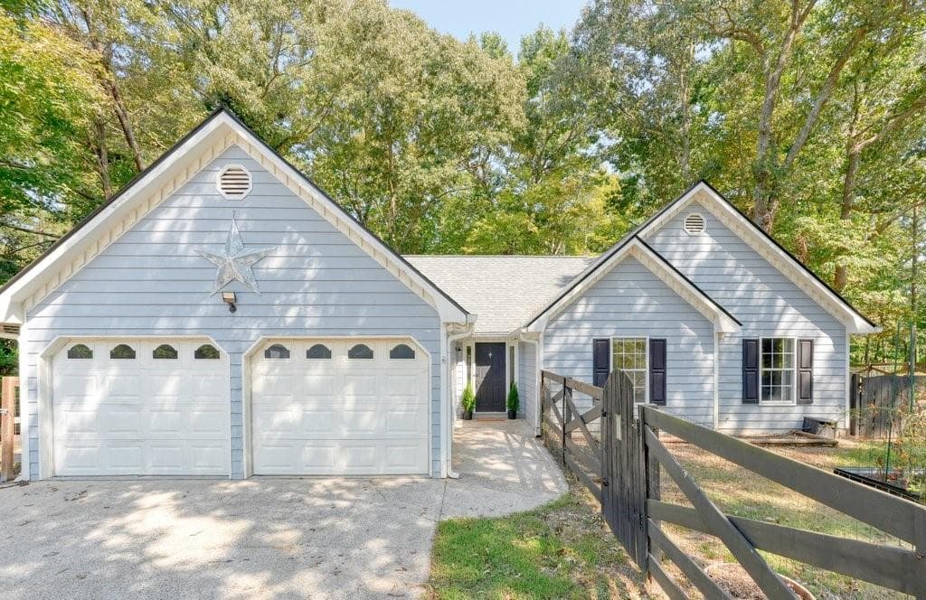 3 bedroom, 2 bathroom, 1,413 sq ft single family residence under contract at 1372 Towne Harbor Trail, Woodstock, GA 30189 — photo 8