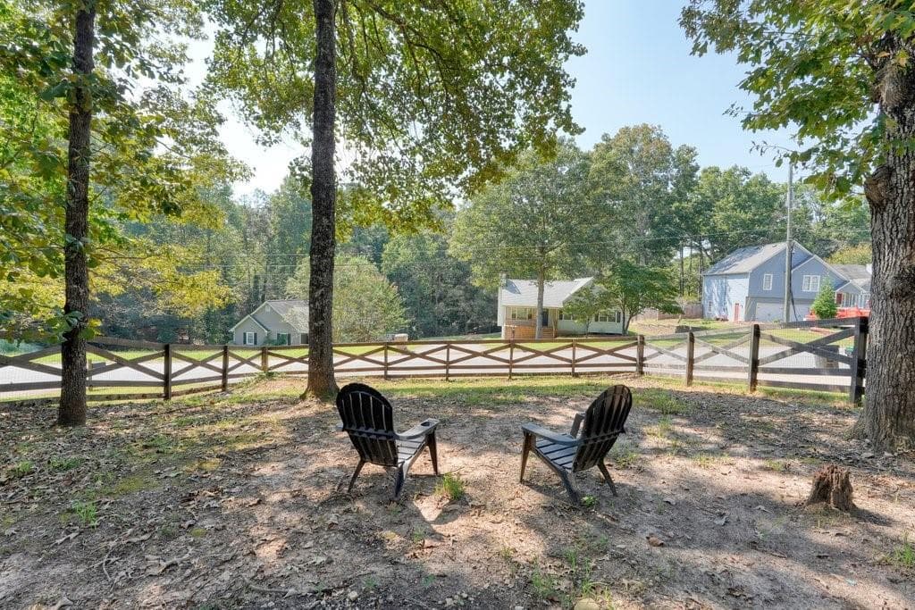 3 bedroom, 2 bathroom, 1,413 sq ft single family residence under contract at 1372 Towne Harbor Trail, Woodstock, GA 30189 — photo 6