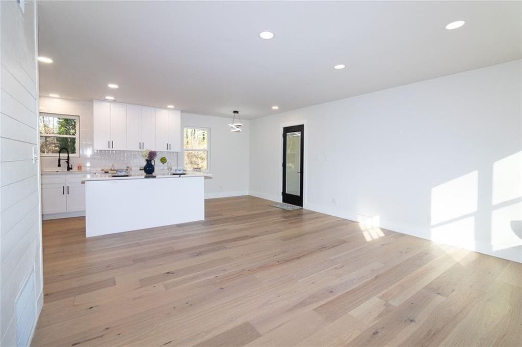 3 bedroom, 2 bathroom, 1,225 sq ft single family residence under contract at 89 McNeal Drive, Marietta, GA 30060 — photo 9