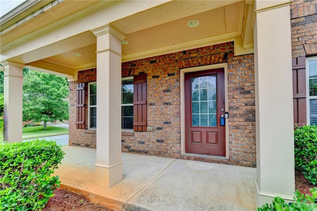 5 bedroom, 4 bathroom, 3,356 sq ft single family residence for sale at 4228 Woods Creek Lane, Suwanee, GA 30024 — photo 9