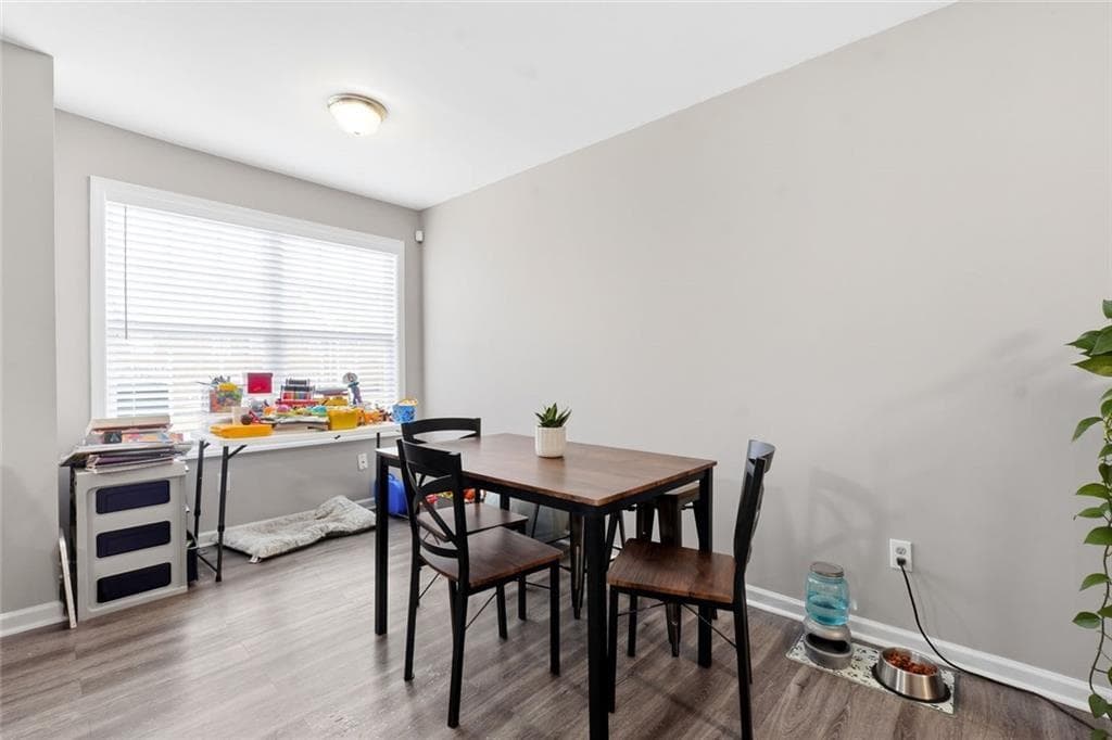 3 bedroom, 3 bathroom, 1,586 sq ft condominium for sale at 7712 Autry Circle 210, Douglasville, GA 30134 — photo 6