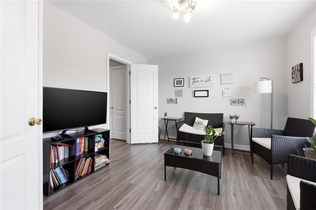 3 bedroom, 3 bathroom, 1,586 sq ft condominium for sale at 7712 Autry Circle 210, Douglasville, GA 30134 — photo 7