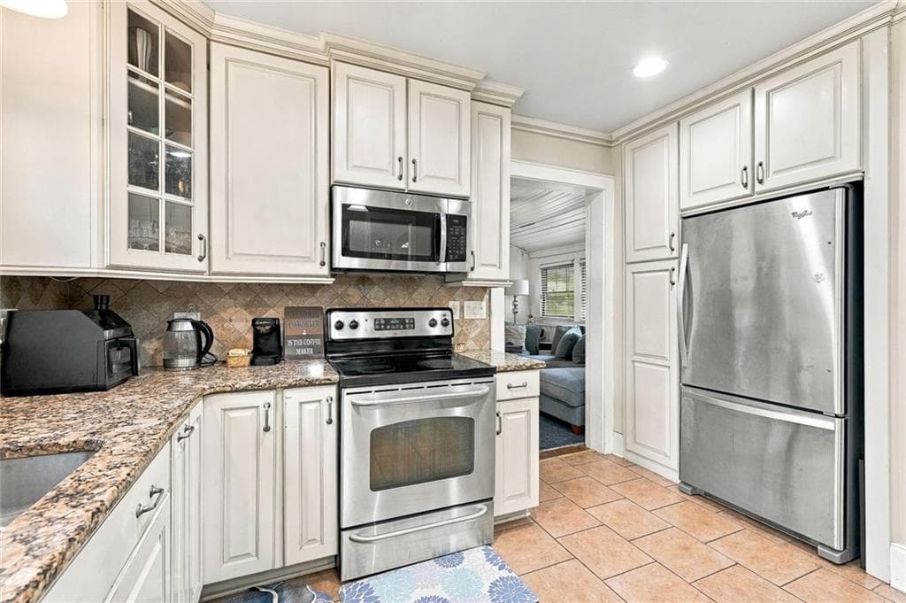 3 bedroom, 2 bathroom, 1,612 sq ft single family residence for sale at 2658 Rock Chapel Road, Lithonia, GA 30058 — photo 10
