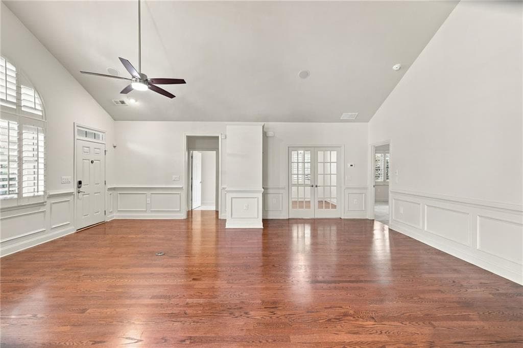 3 bedroom, 3 bathroom, 2,749 sq ft condominium for sale at 1340 Oak Meadows Lane, Cumming, GA 30041 — photo 9