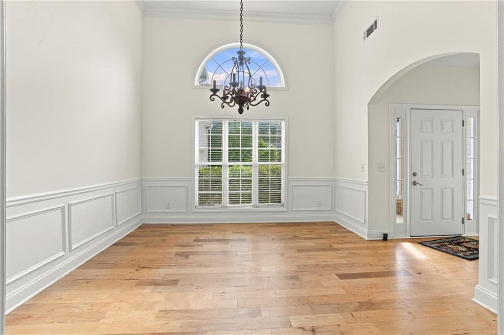 4 bedroom, 3 bathroom, 2,930 sq ft single family residence for sale at 9065 Blue Willow Court, Gainesville, GA 30506 — photo 7
