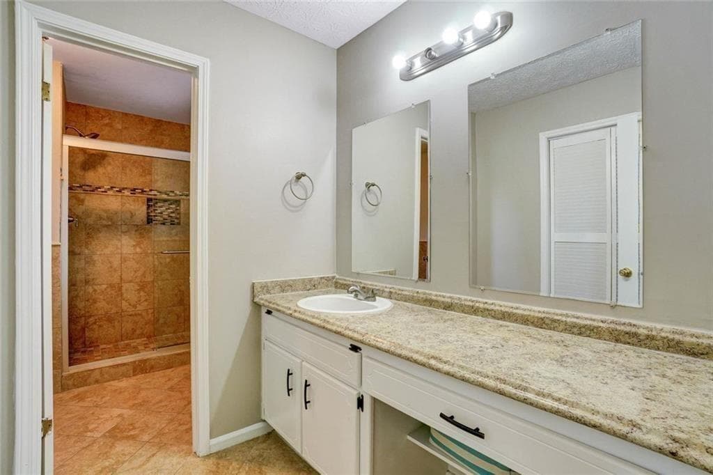 4 bedroom, 3 bathroom, 2,484 sq ft single family residence for sale at 4831 Highpoint Drive, Marietta, GA 30066 — photo 10