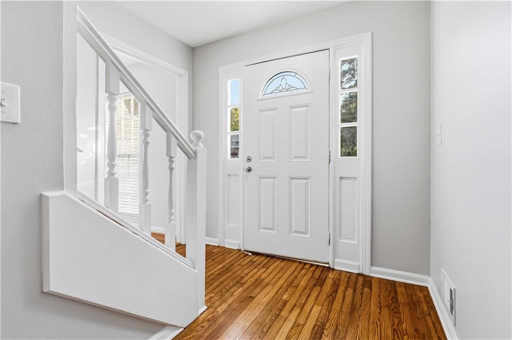 3 bedroom, 3 bathroom, 1,756 sq ft single family residence for sale at 2045 Maier Court, Snellville, GA 30078 — photo 5